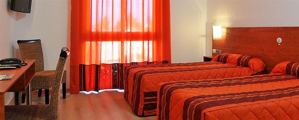 Olemps Hotel Les Peyrieres מראה חיצוני תמונה