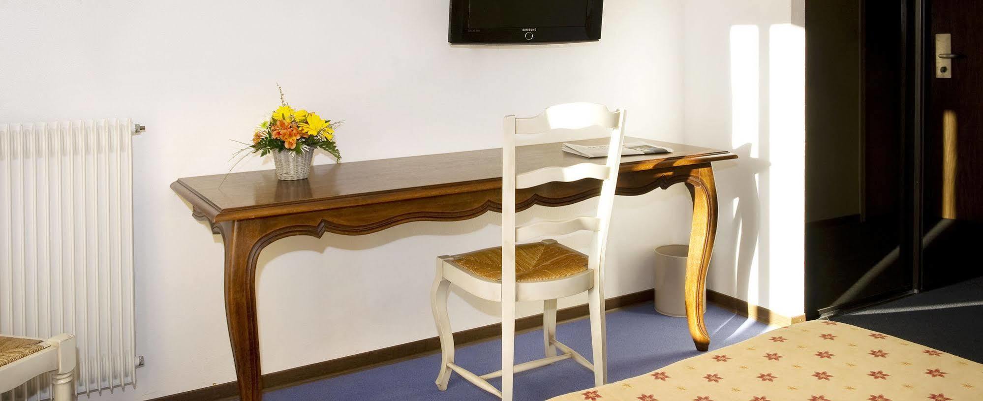 Olemps Hotel Les Peyrieres מראה חיצוני תמונה